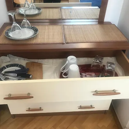 Sobe Stefanija * Умаг